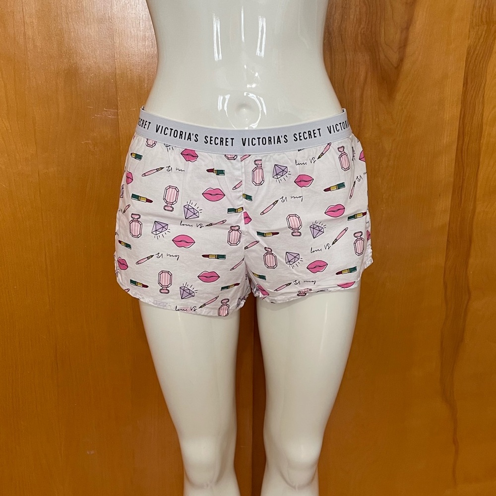 Victoria’s Secret Pajama Shorts Size Small Perfume Lips Lipstick Diamonds